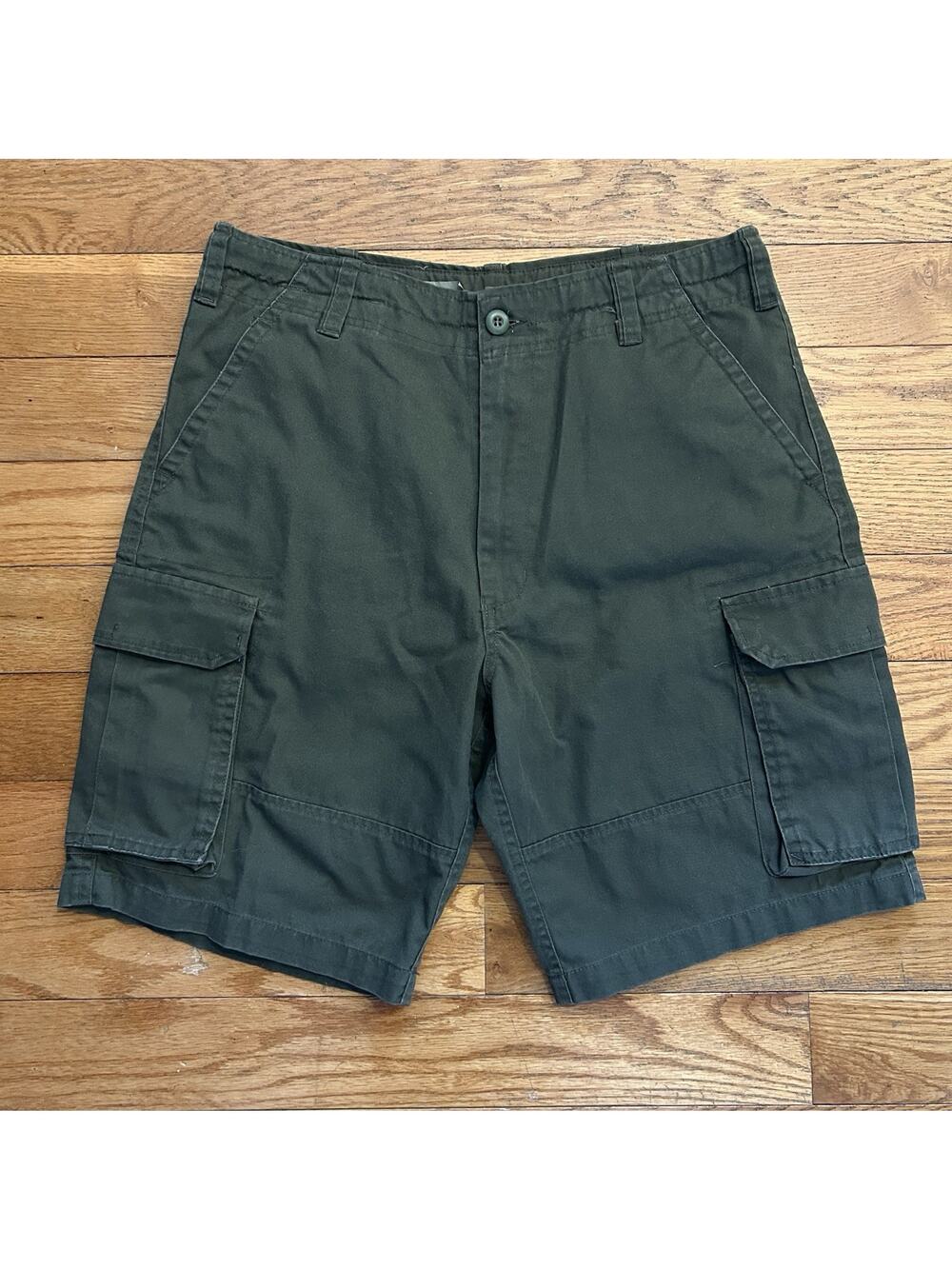 Vintage Army Military Cargo Olive Green Baggy Field Shorts 9” Medium